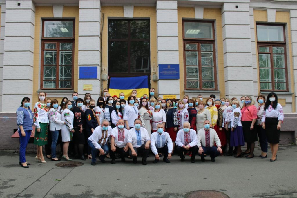 У Пенсійному фонді України відзначили День вишиванки! 23 1024x683