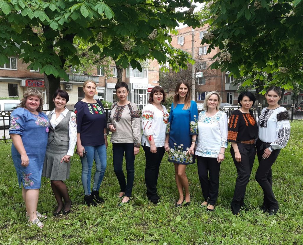 У Пенсійному фонді України відзначили День вишиванки! Poltava Den vyshyvanky 1 1024x828