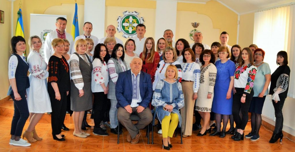 У Пенсійному фонді України відзначили День вишиванки! Ternopil 1024x530