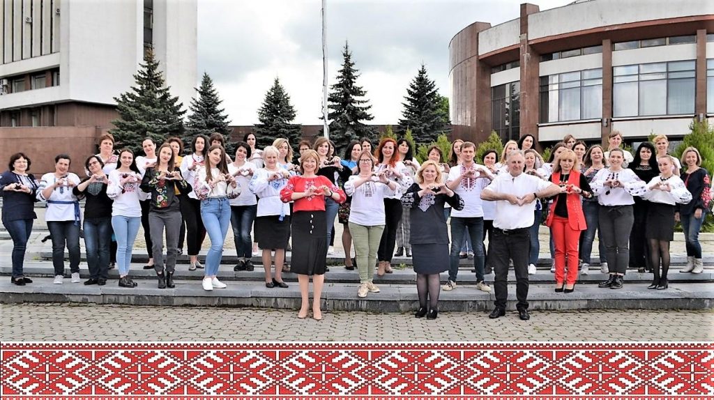 У Пенсійному фонді України відзначили День вишиванки! vysh2 1024x574
