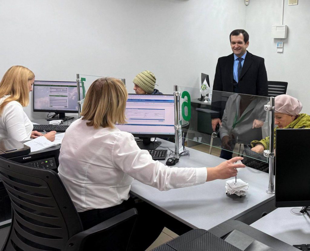 Голова правління Пенсійного фонду України Євгеній Капінус відвідав із робочим візитом Волинь IMG 20251029 202321 462 1024x829