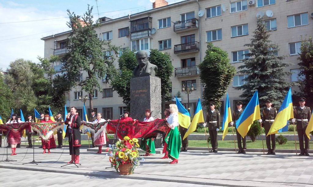 foto 2 1024x614 - Пенсійники області долучилися  до урочистих заходів з відзначення Дня Конституції України