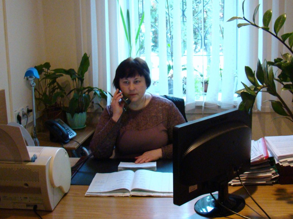 DSC03692 1024x767 - Роз’яснення пенсійних питань жителям області через пряму телефонну лінію