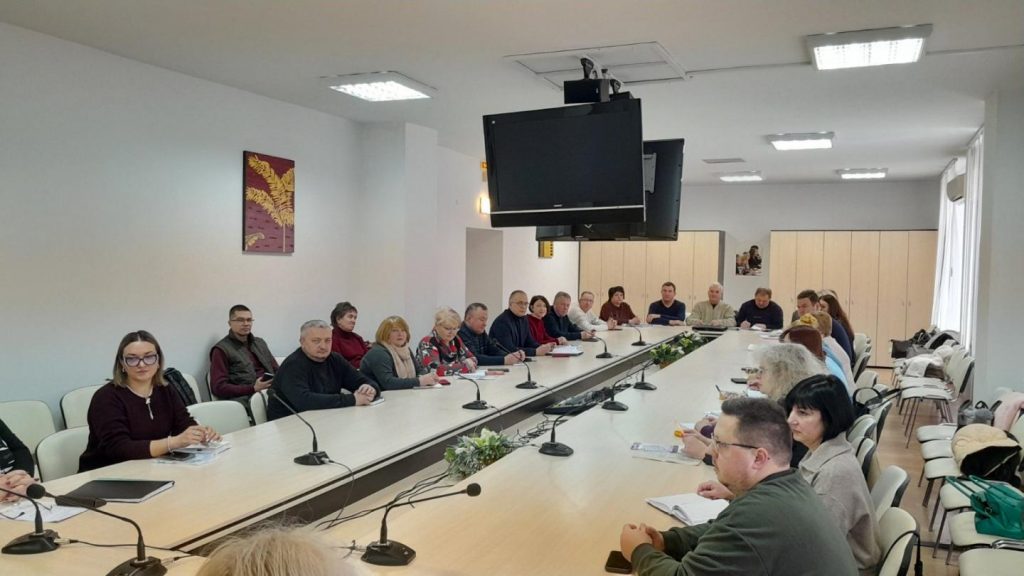 IMG 0027 1024x576 - Під час наради обговорили питання організації медичних оглядів працівників