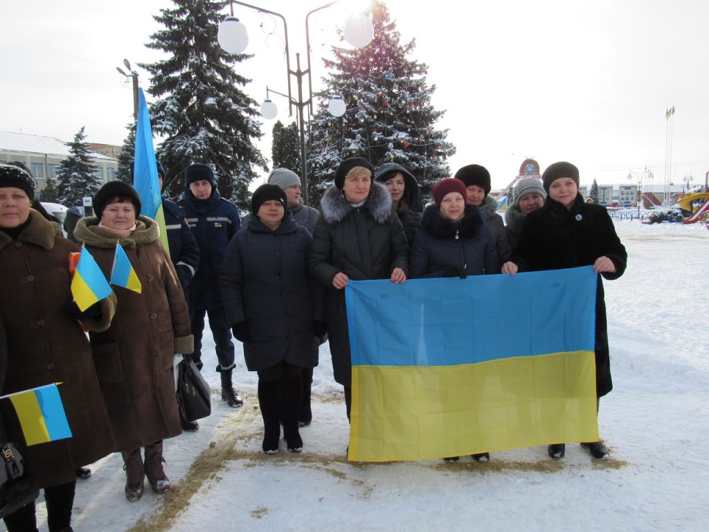 Пенсійники Вінниччини відзначили 100 років Соборності України 20190123 YAmp DenSob Tomashpil 3 1024x768 - Пенсійники Вінниччини відзначили 100 років Соборності України