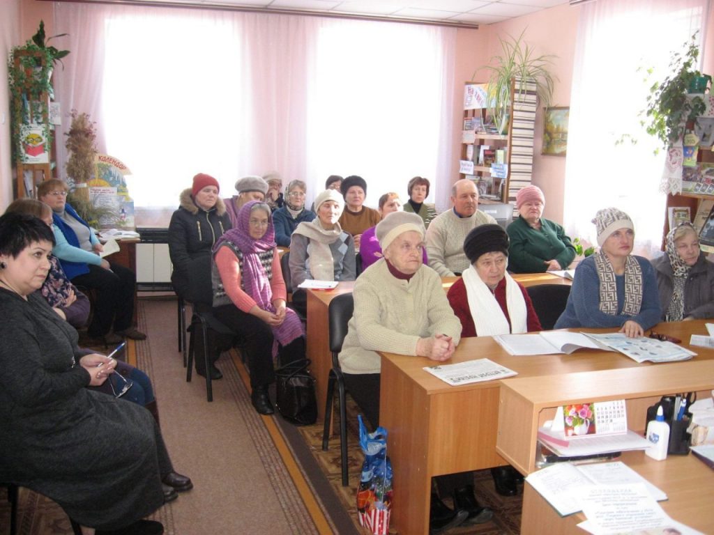 «Пенсійний всеобуч» для жителів Вінниччини 20190208 Illintsi bibl BVPD 3 1024x768 - «Пенсійний всеобуч» для жителів Вінниччини