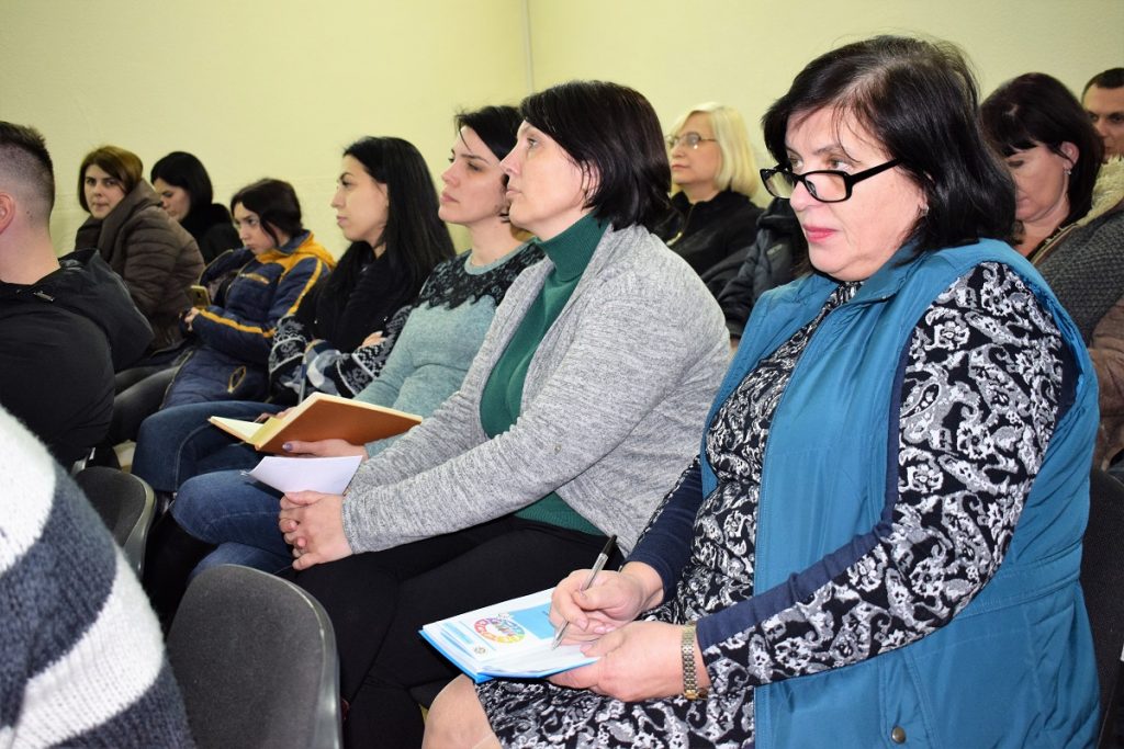 DSC 0584 1024x683 - Е-декларування 2019 – семінар для пенсійників Вінниччини