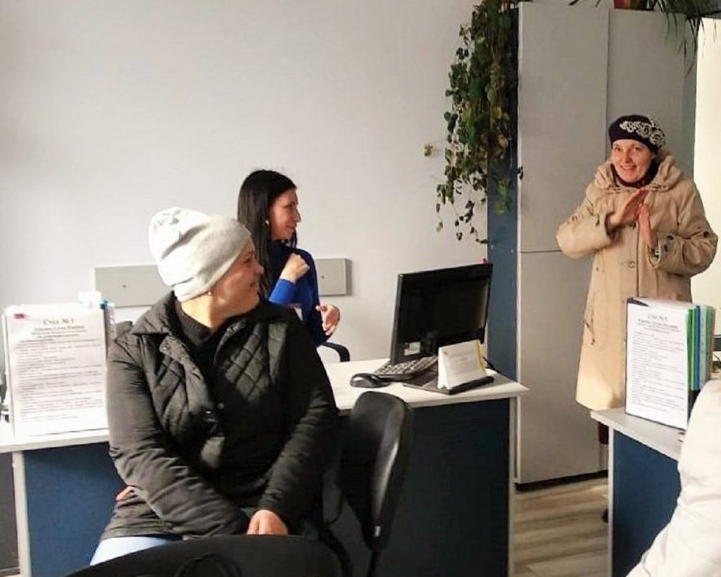 FB 20190305 ZHmer urok zhest movy 2 1024x819 - Тренінг з вивчення жестової мови відбувся у Жмеринці