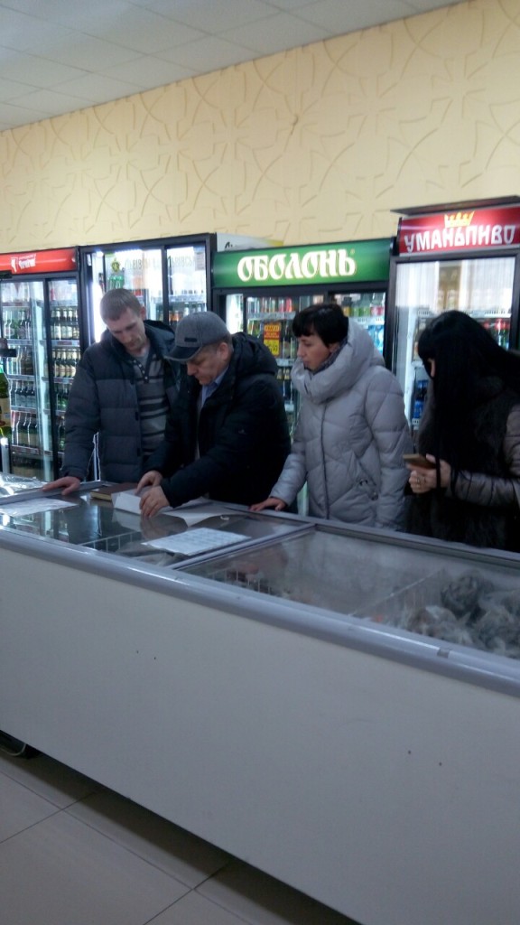 98fdf7497 2 - Рейди з питань легалізації зайнятості населення провели в Чорнобаївському та Монастирищенському районах