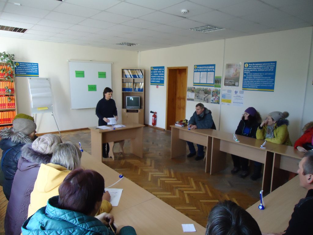 DSC06486  e1554280716242 - Про легалізацію трудових відносин – на семінарі в Золотоніському центрі зайнятості