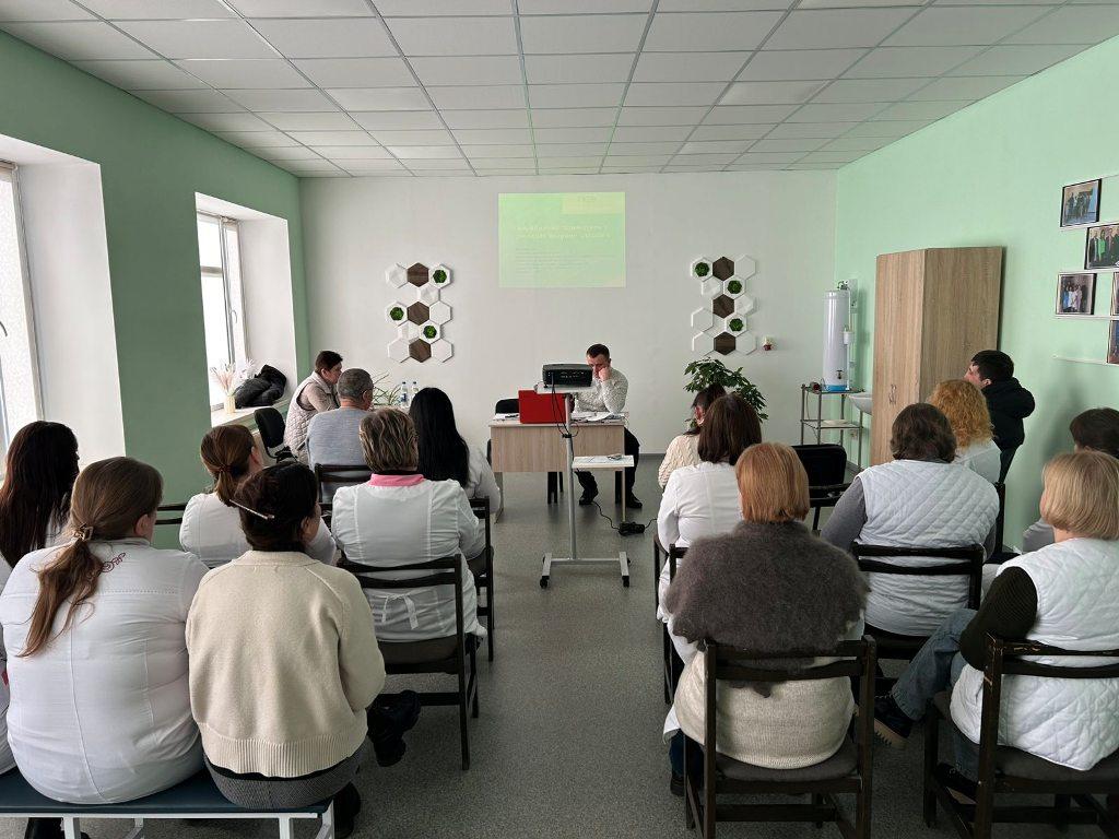 У медичних закладах Черкащини тривають інформаційні заходи з профілактики нещасних випадків та професійних захворювань 2 foto 1 narady CHornobaj TSPMSD - У медичних закладах Черкащини тривають інформаційні заходи з профілактики нещасних випадків та професійних захворювань