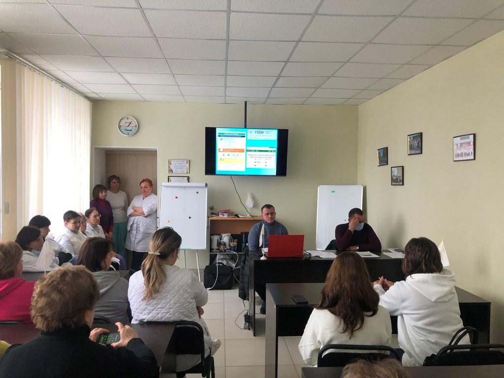 У медичних закладах Черкащини тривають інформаційні заходи з профілактики нещасних випадків та професійних захворювань 4 Zolotonosha TSPMSD foto 5 - У медичних закладах Черкащини тривають інформаційні заходи з профілактики нещасних випадків та професійних захворювань