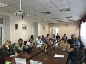 88615C49 0003 4A88 B282 79E3D9019D86 300x225 - Роз’яснювальна робота з майбутніми підприємцями