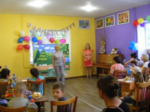 Artsyzke OUPFU. Zustr ch z d tmy z nval dn styu 01.06.2018 300x225 - З Міжнародним днем захисту дітей привітало дітей з особливими потребами  Арцизьке об’єднане управління