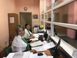 IMG 798266e08aae3da2b13733387e6bd7c2 V 300x225 - Обслуговування громадян за принципом «Єдиного вікна»