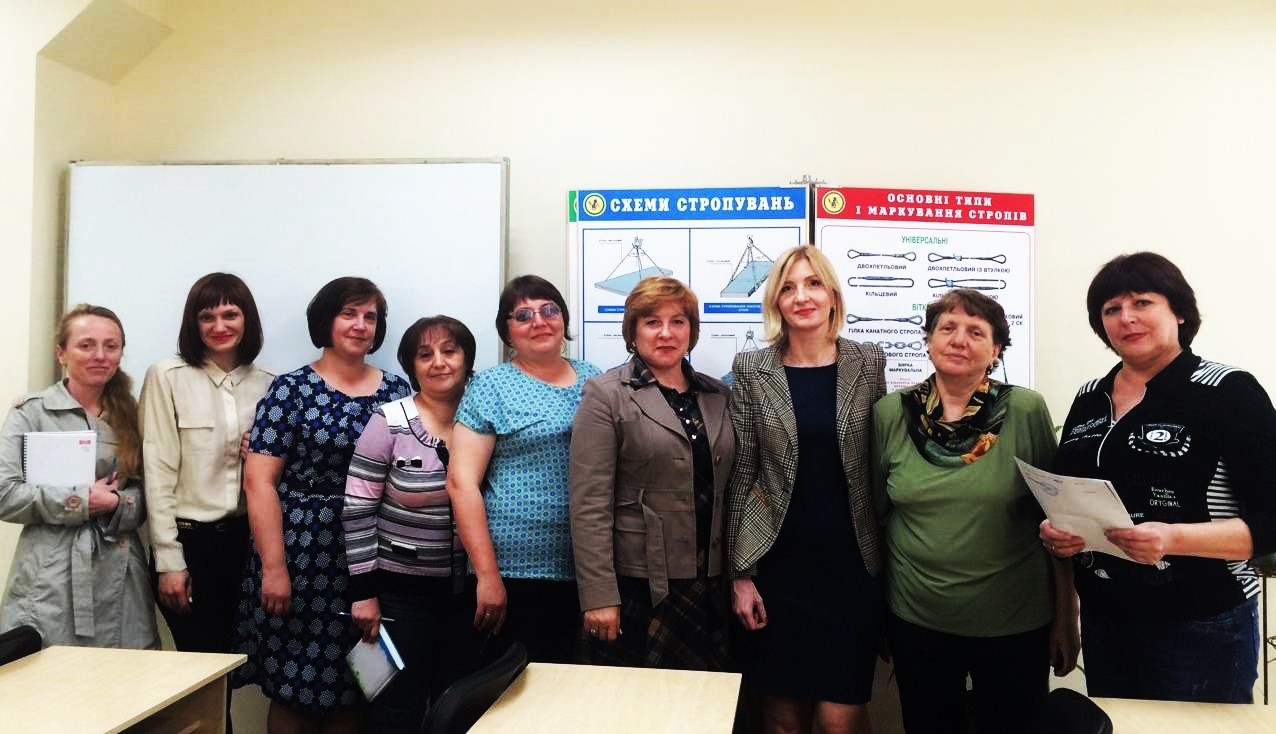 Про зміни у пенсійному законодавстві розповіли працівникам заводу «Ельворті» у Кропивницькому 030518 torshyna foto11 - Про зміни у пенсійному законодавстві розповіли працівникам заводу «Ельворті» у Кропивницькому