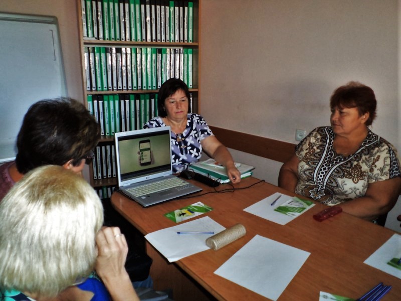 130818 dobra foto2 1 - Про нові сервіси Пенсійного фонду розповіли безробітним громадянам у Добровеличківській філії обласного центру зайнятості