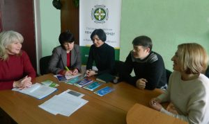 Bez ymeny 2 300x179 - Про отримання пенсійних виплат на банківську картку