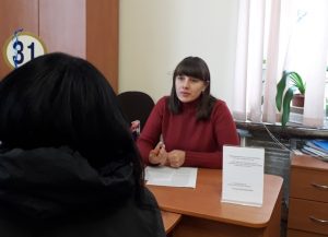 foto3 krop 300x217 - Громадяни Кіровоградщини отримують пенсійні послуги на віддалених робочих місцях