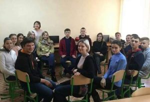 1802 mv foto 300x204 - Пенсійний фонд України сьогодні – тематика зустрічі із молоддю Маловисківщини