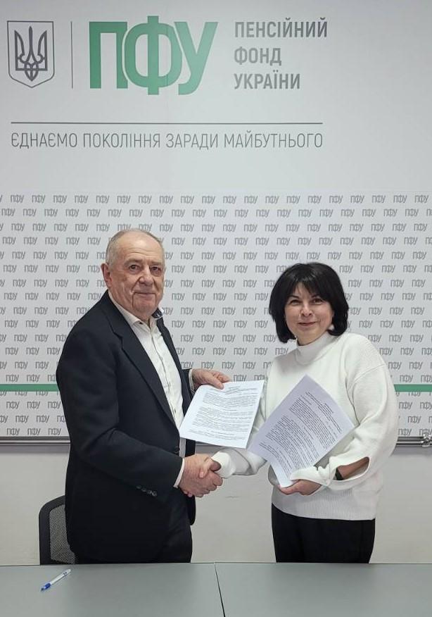 2 12 - Співпрацюємо з організацією Товариства Червоного Хреста: напрями роботи різні, але мета єдина