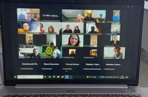 2 8 300x198 - Про виплати патронатним вихователям