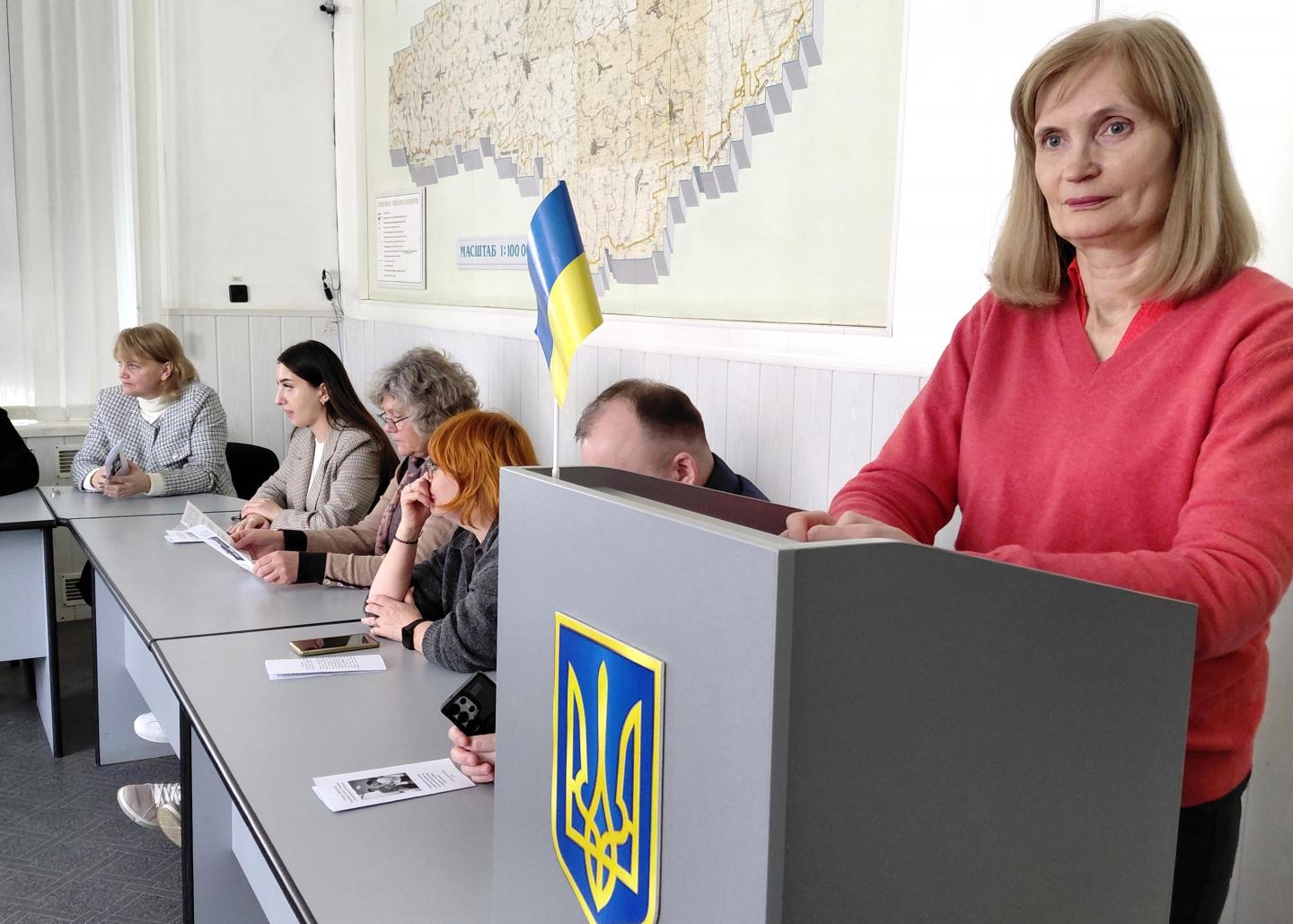 1 9 - ЄСВ, стаж і пенсія ‒ важливі роз&rsquo;яснення під час зустрічі з трудовим колективом