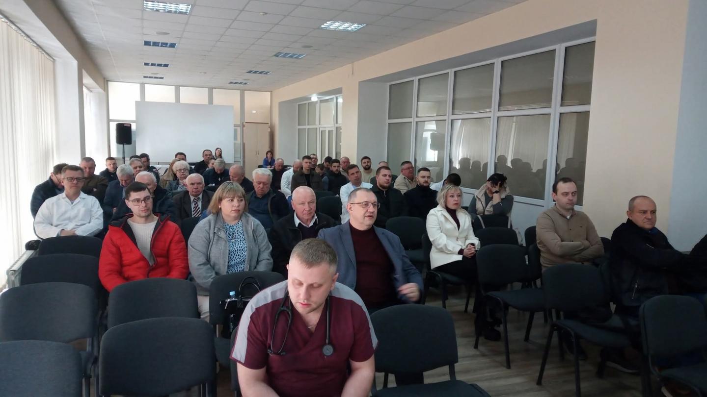 FB IMG 1777013861176 - Про зміни в правилах видачі &ldquo;лікарняних&rdquo; ‒ на конференції лікарів-хірургів закладів охорони здоров&rsquo;я Кіровоградської області