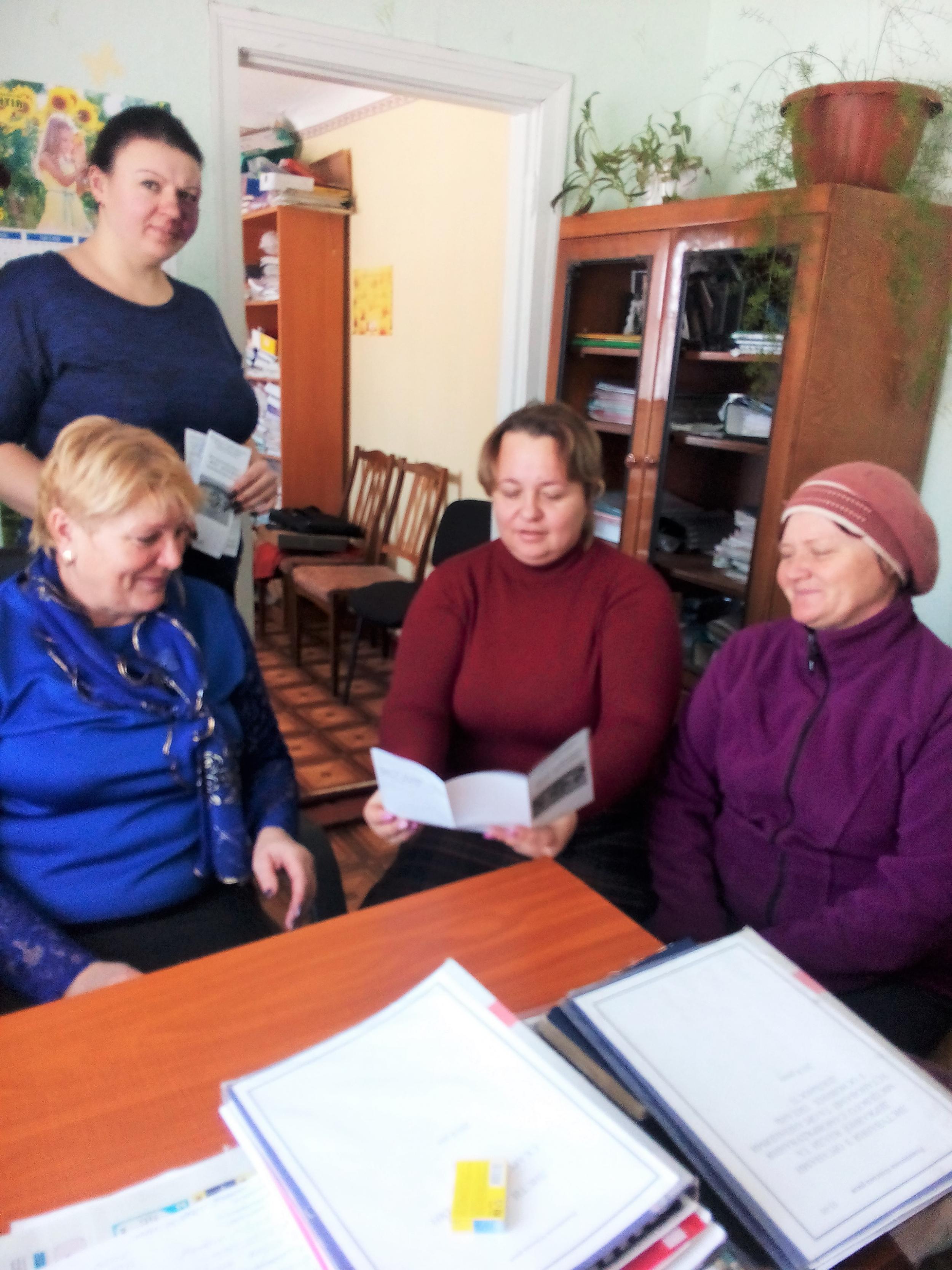 img 20180222 105315 - Фахові консультації надали жителям села Рожнівка