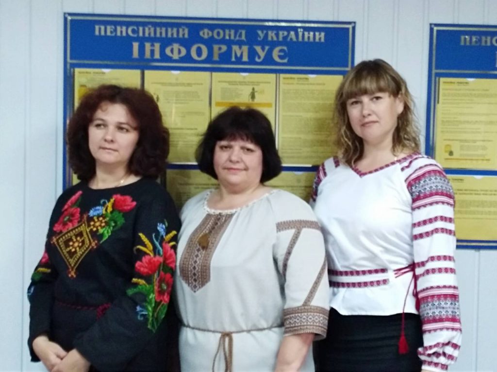 IMG ceefde2ec3eb7ca987b66fca8a8e9cf9 V 1024x766 - Пенсійники Чернігівщини святкували День вишиванки