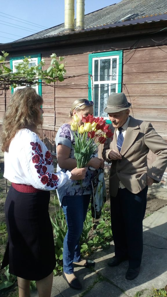 IMG 20180508 091138 576x1024 - Пенсійники Чернігівщини долучилися до відзначення Дня пам'яті та примирення та Дня перемоги