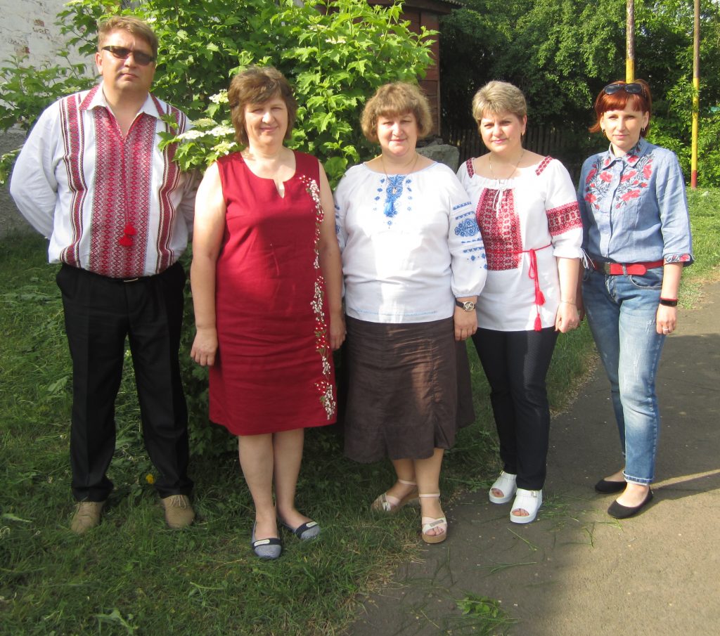 IMG 4485 1024x905 - Пенсійники Чернігівщини святкували День вишиванки