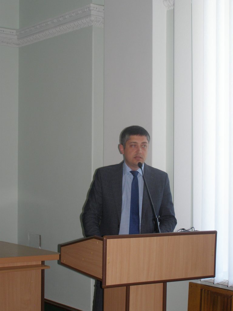 P6044527 768x1024 - Під час наради обговорили проблеми легалізації трудових відносин та погашення боргів по зарплаті
