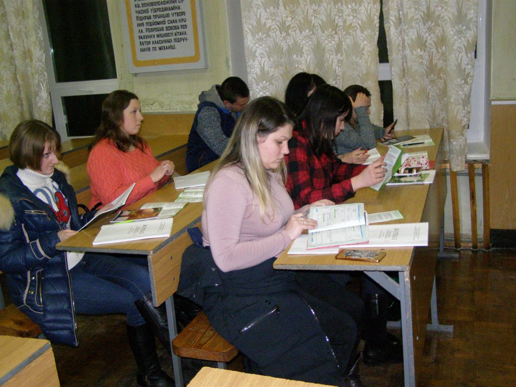 P2260615 1024x768 - Майбутні вчителі Чернігівщини -  за легальну заробітну плату