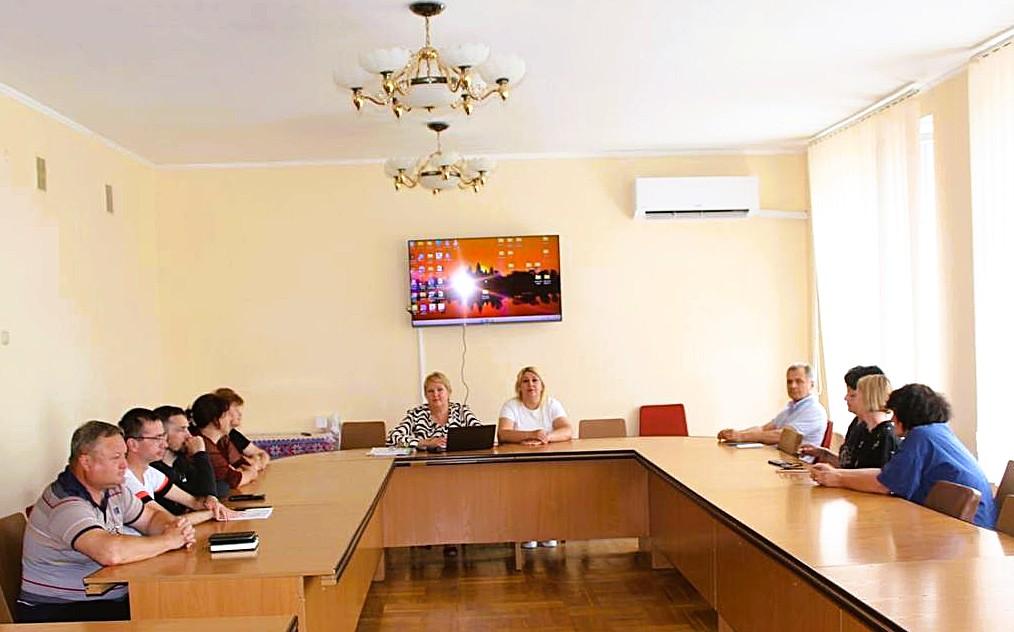 obr foto  - Безпека праці та стійкість в умовах війни: робоча зустріч у Козелецькій селищній раді