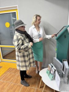 7 225x300 - У Кременчуці розпочав роботу оновлений сервісний центр Пенсійного фонду України