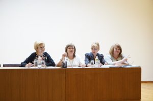DSC07991 300x199 - Пенсійники Дніпропетровщини обговорили результати діяльності