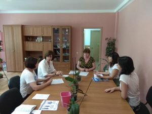 IMG a1986d1547f90d078b389ef19700f0ca V 300x225 - Про захист прав та законних інтересів внутрішньо переміщених осіб обговорили на засіданні «круглого столу»