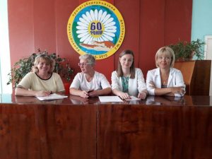 IMG d615afac5c6699c579fd 300x225 - Фахівці відділу обслуговування громадян провели зустріч з трудовим колективом  та профспілковою організацією медичних працівників Комунального закладу “Криворізький протитуберкульозний диспансер № 2”