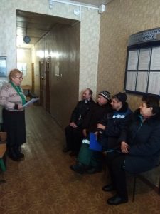 zustrich z naselen 02 20 225x300 - Фахівці Томаківського сектору обслуговування громадян провели День Пенсійного фонду