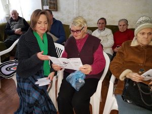 20190225 100048 300x225 - У Територіальному центрі соціального обслуговуванняв Металургійному районі м.Кривого Рогу пройшла зустріч з пенсіонерами