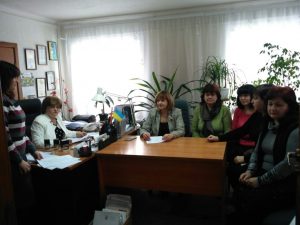 IMG e0c18df7979fec4edc43 300x225 - У Магдалинівській районній державній адміністрації провели засідання колегії по призначенню соціальних виплат внутрішньо переміщенним особам