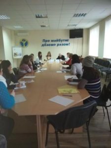 IMG ff03088a4995387d740c 225x300 - Для роботодавців міста Кривий Ріг провели засідання "круглого столу"