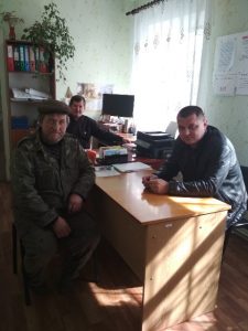 foto1 225x300 - Начальник Синельниківського відділу обслуговування громадян (сервісний центр) здійснив виїзний прийом громадян