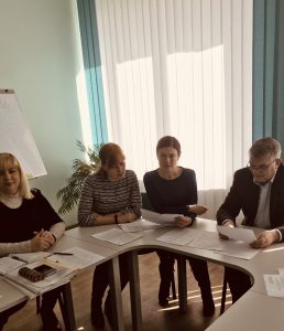 IMG2 3 258x300 - У Інгулецькій районній у місті ради обговорили стан погашення заборгованості із заробітної плати, виплати пенсії, стипендій, інших соціальних виплат