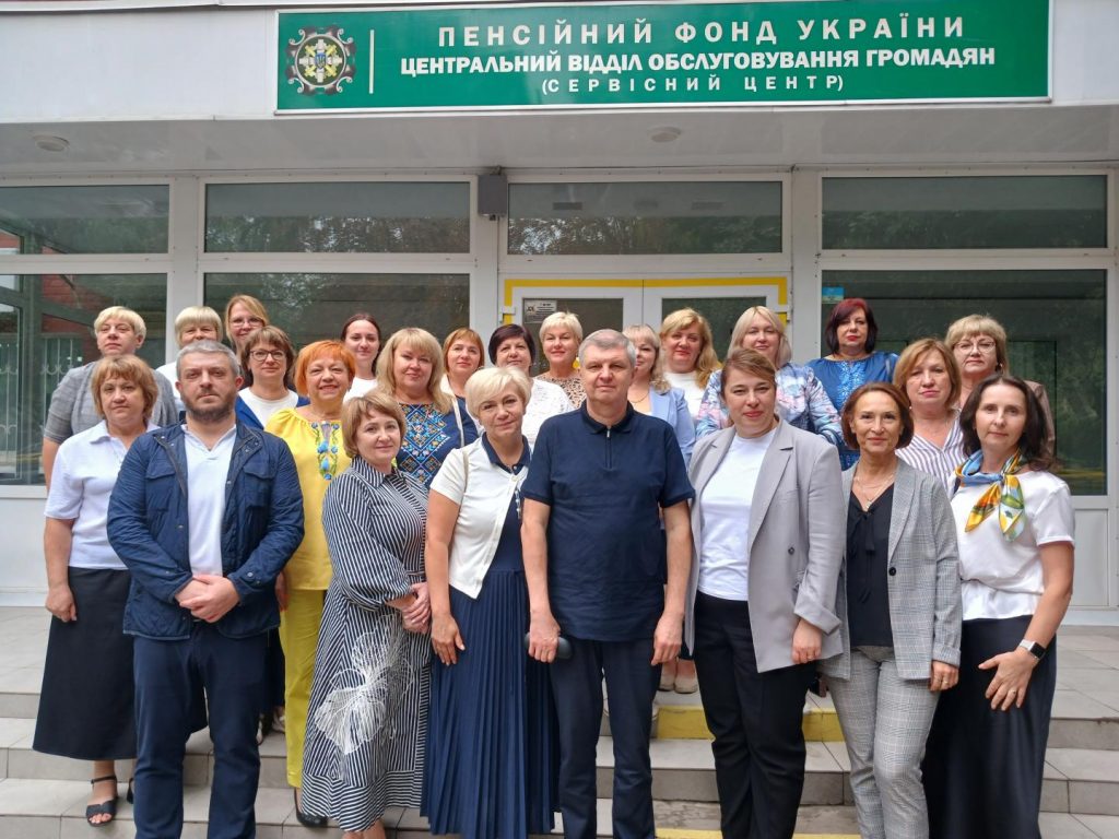 Створюємо безбар’єрні умови у сервісних центрах 1 20260827 135651 1024x768 - Створюємо безбар’єрні умови у сервісних центрах