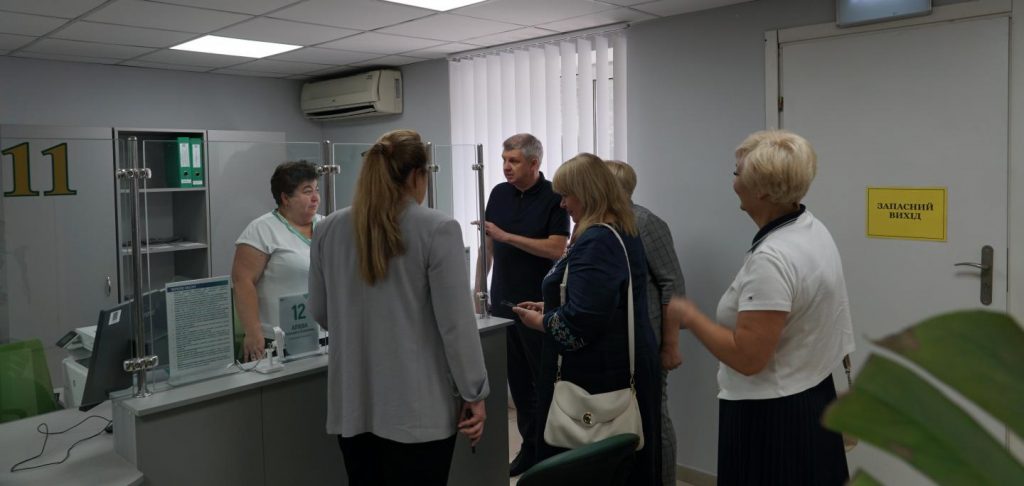 Створюємо безбар’єрні умови у сервісних центрах 7 DSC02777 1024x486 - Створюємо безбар’єрні умови у сервісних центрах