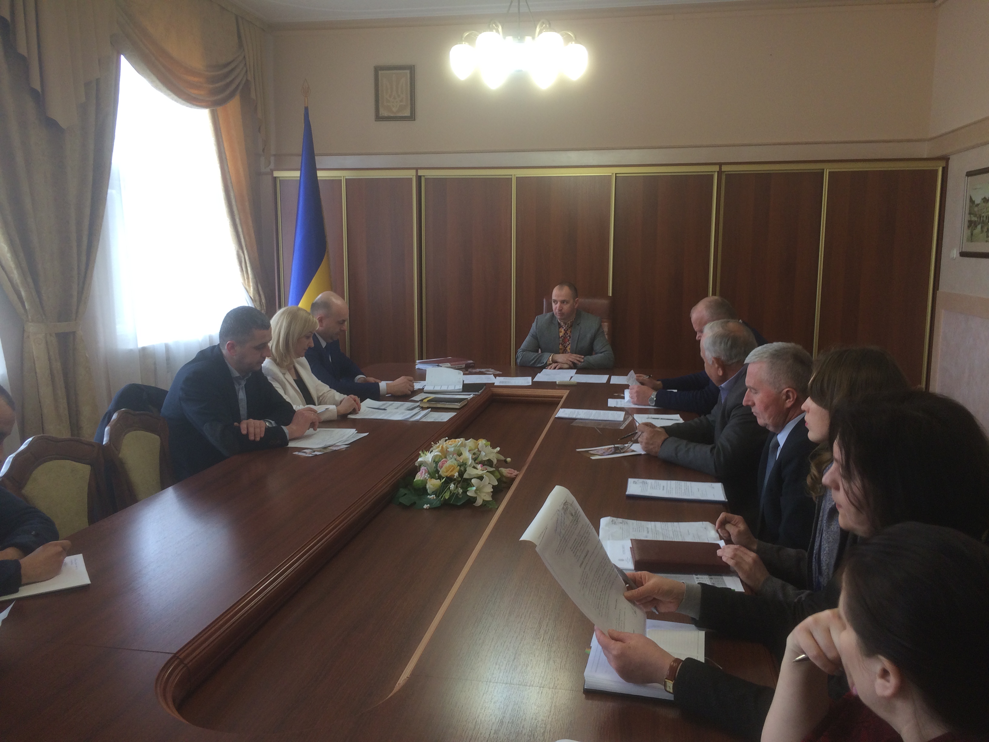 foto legalizatsiya - В ЗАКАРПАТТІ СКОРОЧУЄТЬСЯ КІЛЬКІСТЬ ОСІБ, ЯКИМ ВИПЛАЧУЄТЬСЯ ЗАРПЛАТА, МЕНШЕ МІНІМАЛЬНОГО РІВНЯ