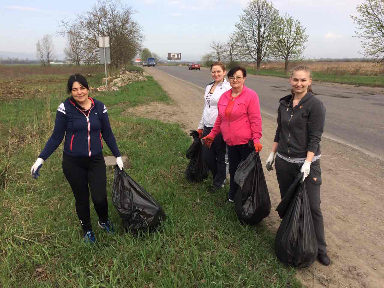 IMG 4885982e55619f0fc37f180bce566ccf V - ПРАЦІВНИКИ ПЕНСІЙНОГО ФОНДУ - ЗА ЧИСТЕ ДОВКІЛЛЯ!