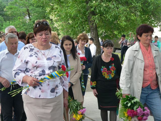 foto Mukachevo 1 - ВШАНУВАЛИ ПАМ'ЯТЬ ЗАГИБЛИХ У ДРУГІЙ СВІТОВІЙ ВІЙНІ